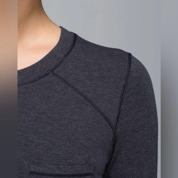 L- 108 🍋 Lululemon’s 🍋 Find Your Zen Long Sleeve
Heathered Black - Picture 3 of 9